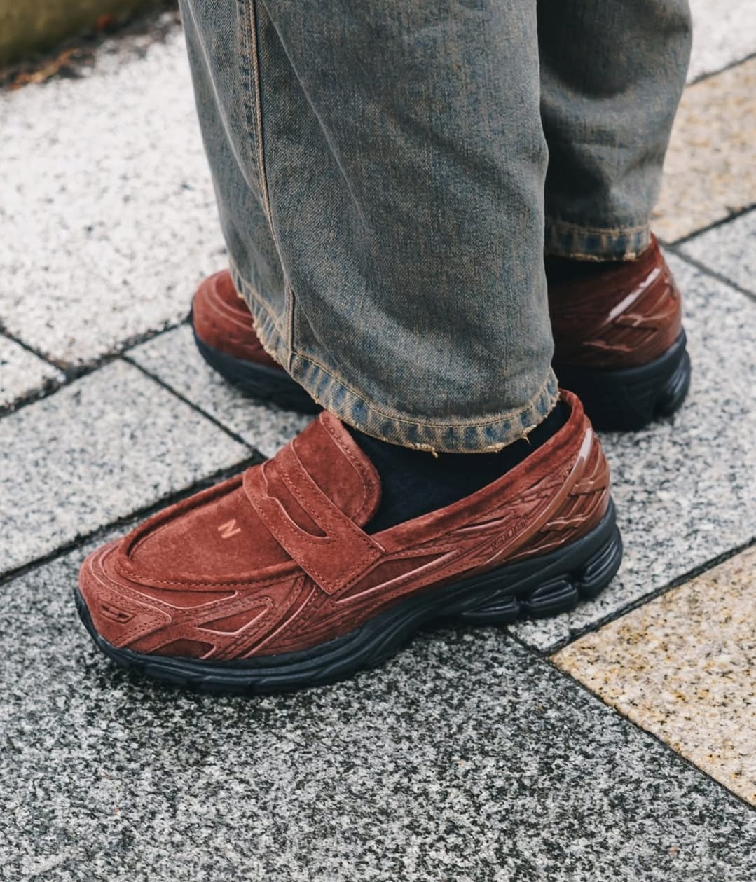 1906L Suede Brown