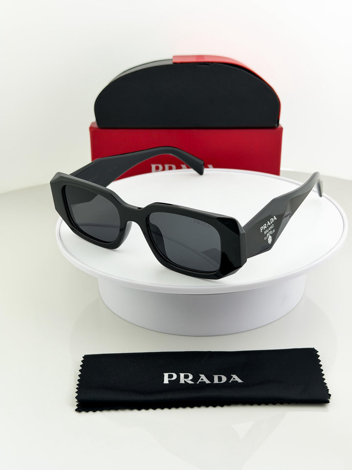 PRAD MILANO 8679
