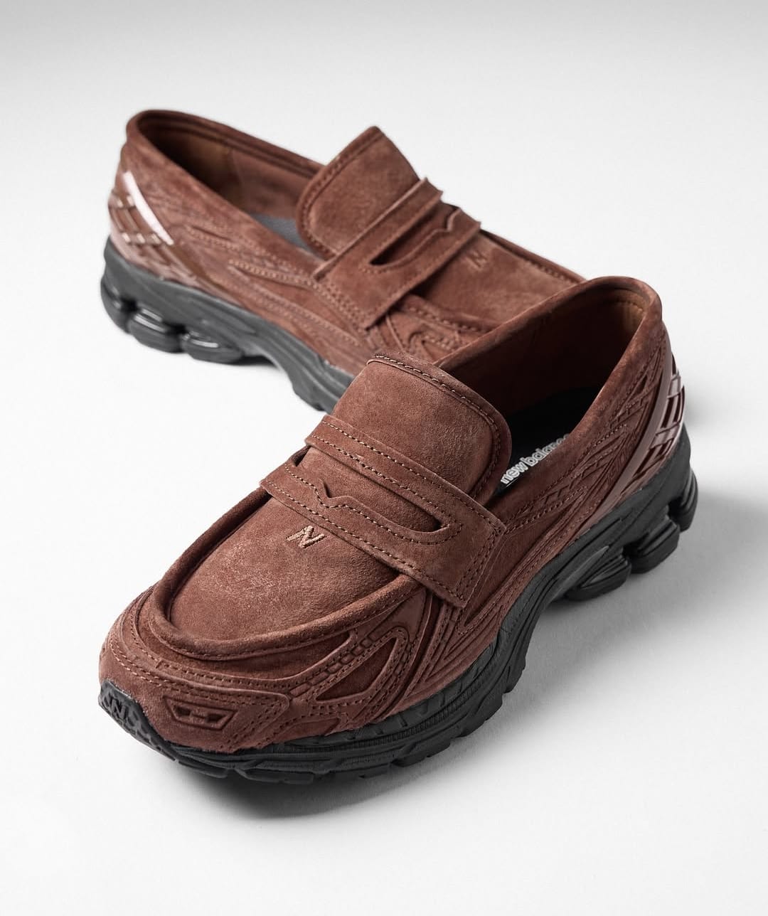 1906L Suede Brown