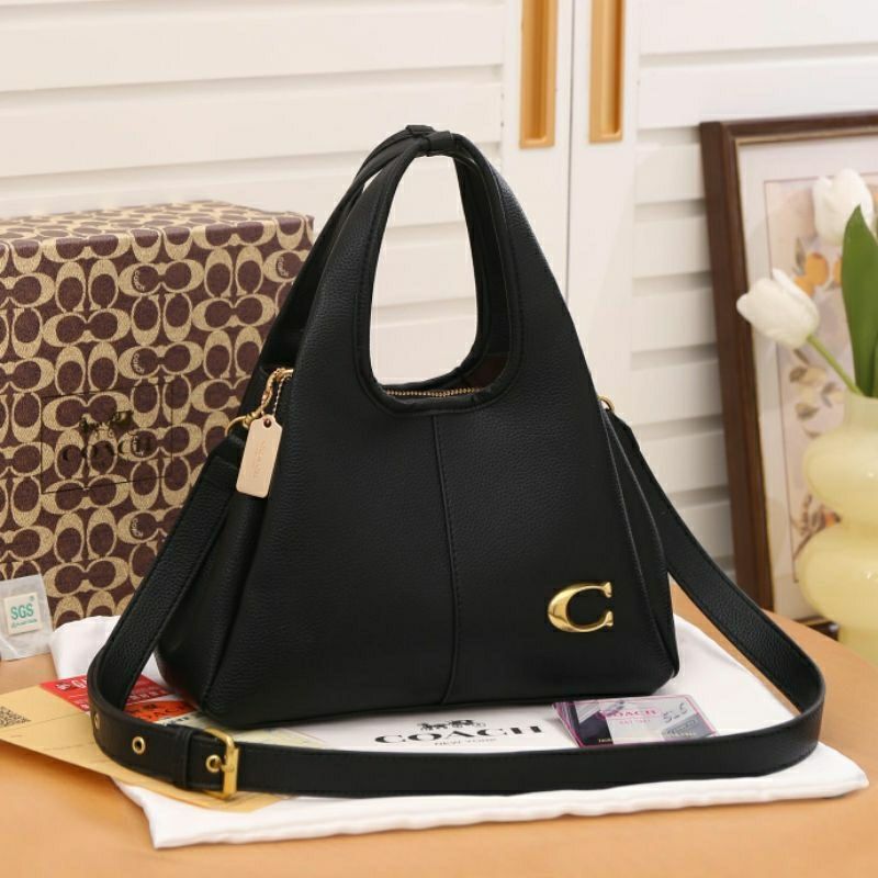 COACH LANA HAND BAG