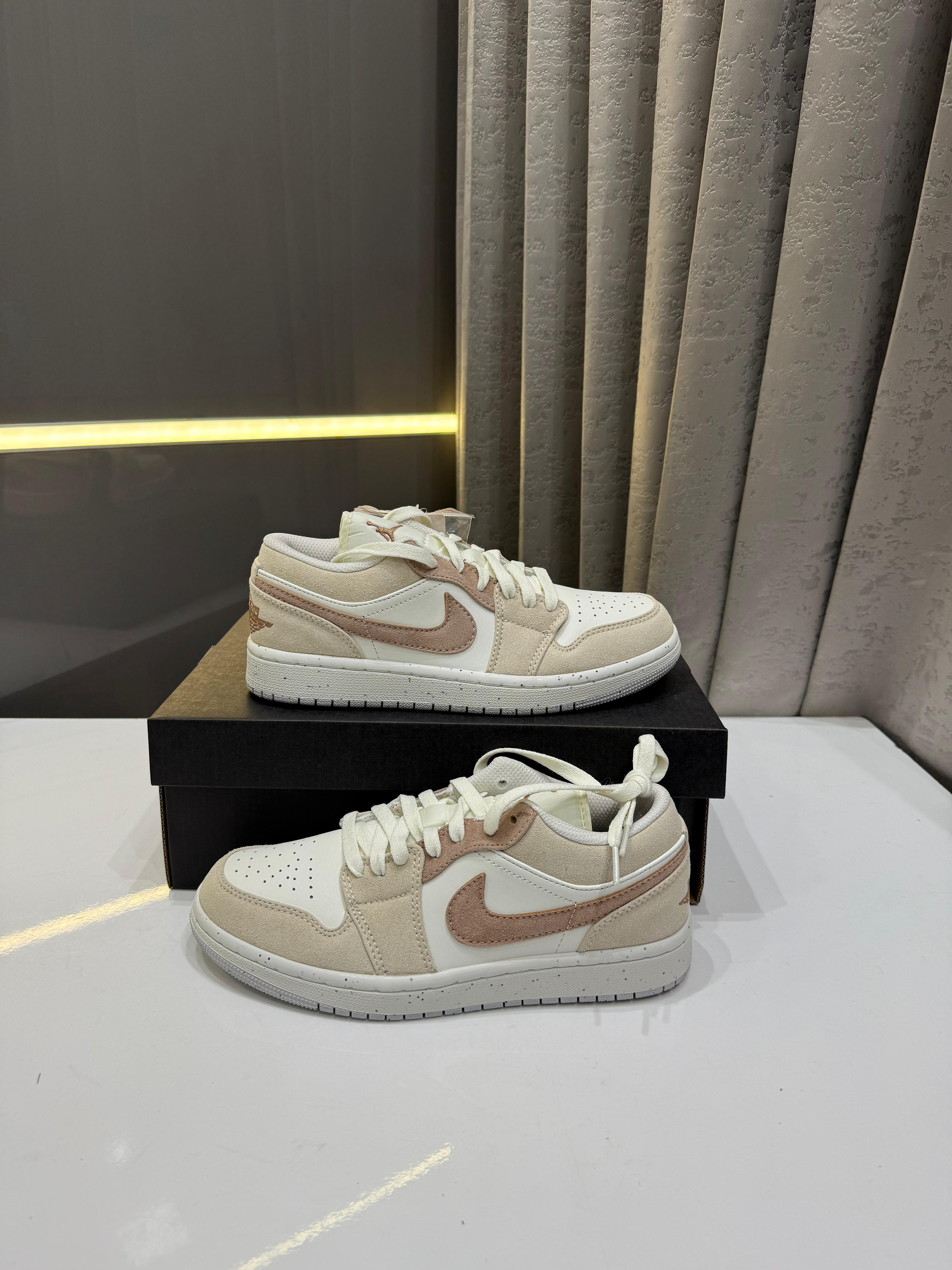 JRD 1 Low SE Legend Light Brown