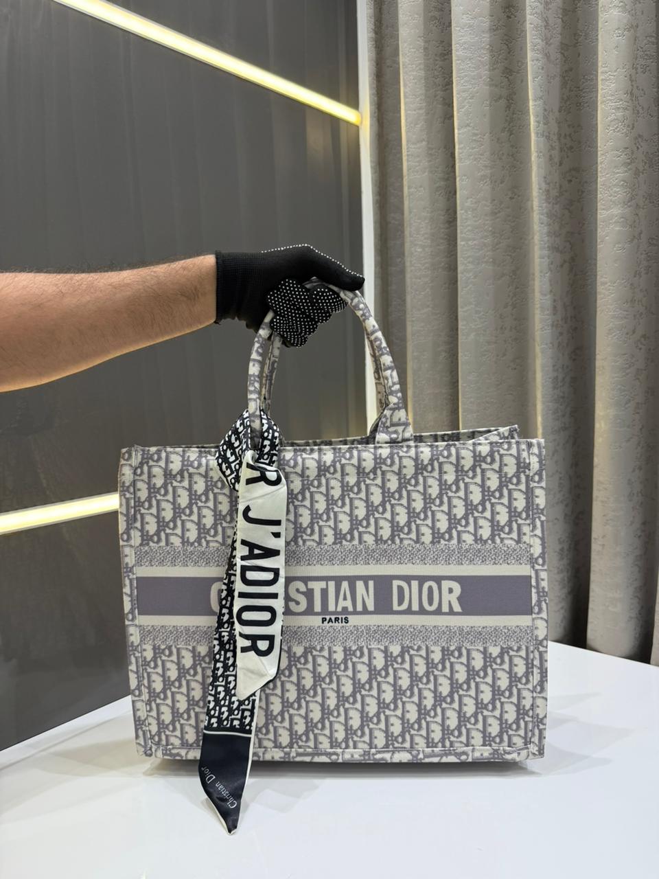 CD  GREY MONOGRAM ZIPPER