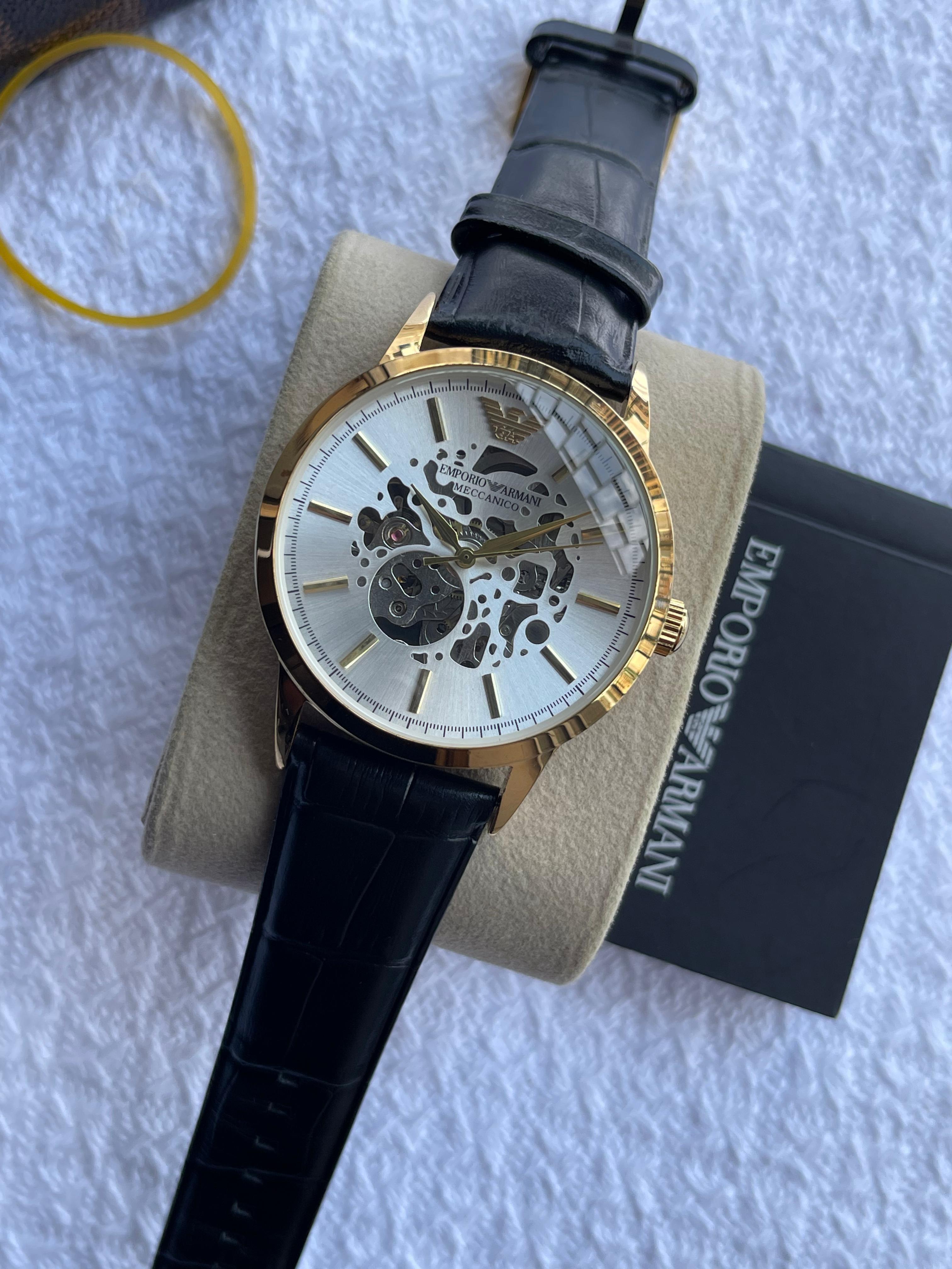 EMPORIO ARMANI OPEN HEART