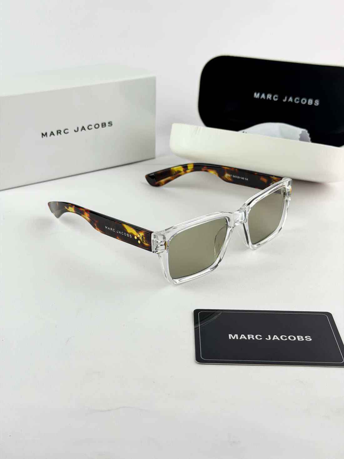 *MARC JACOBS TIGER GREEN 11-7*