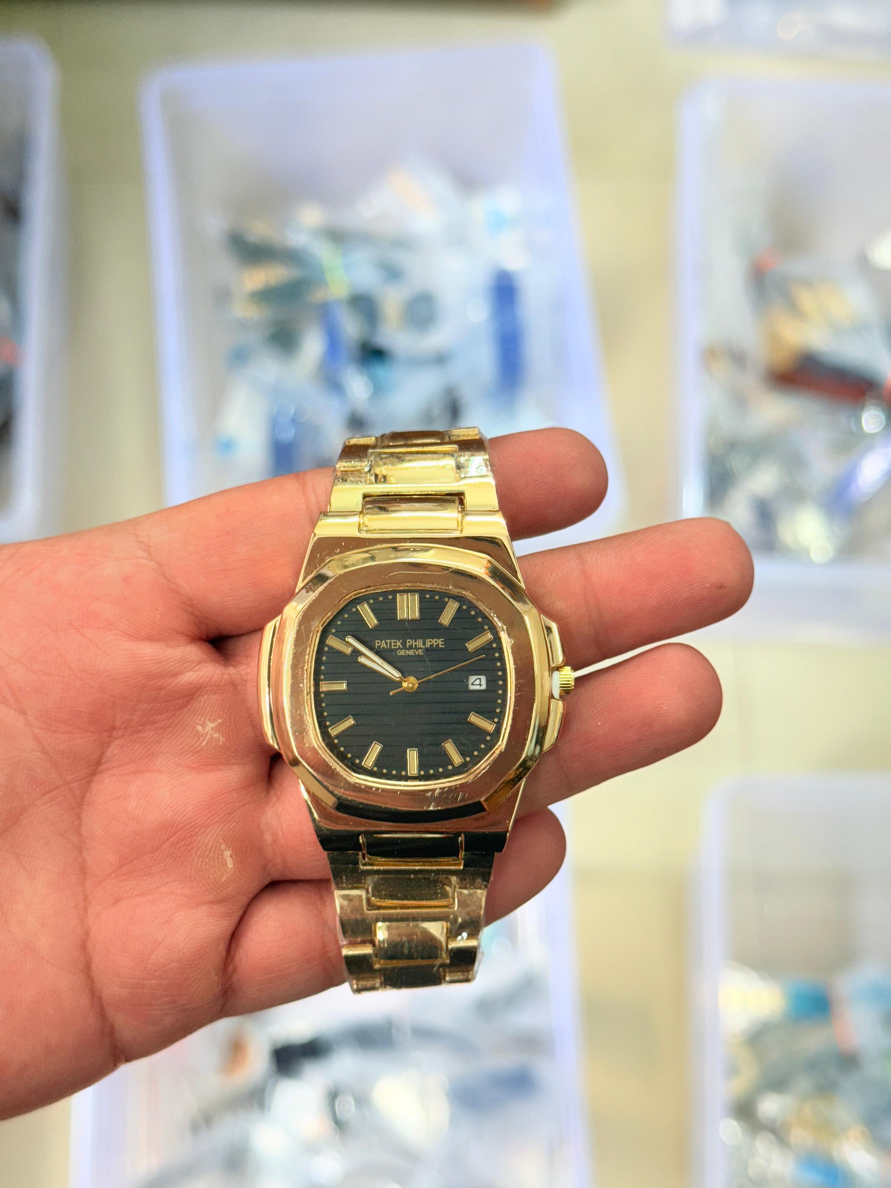 Patek Philppe Nautilus WATCH