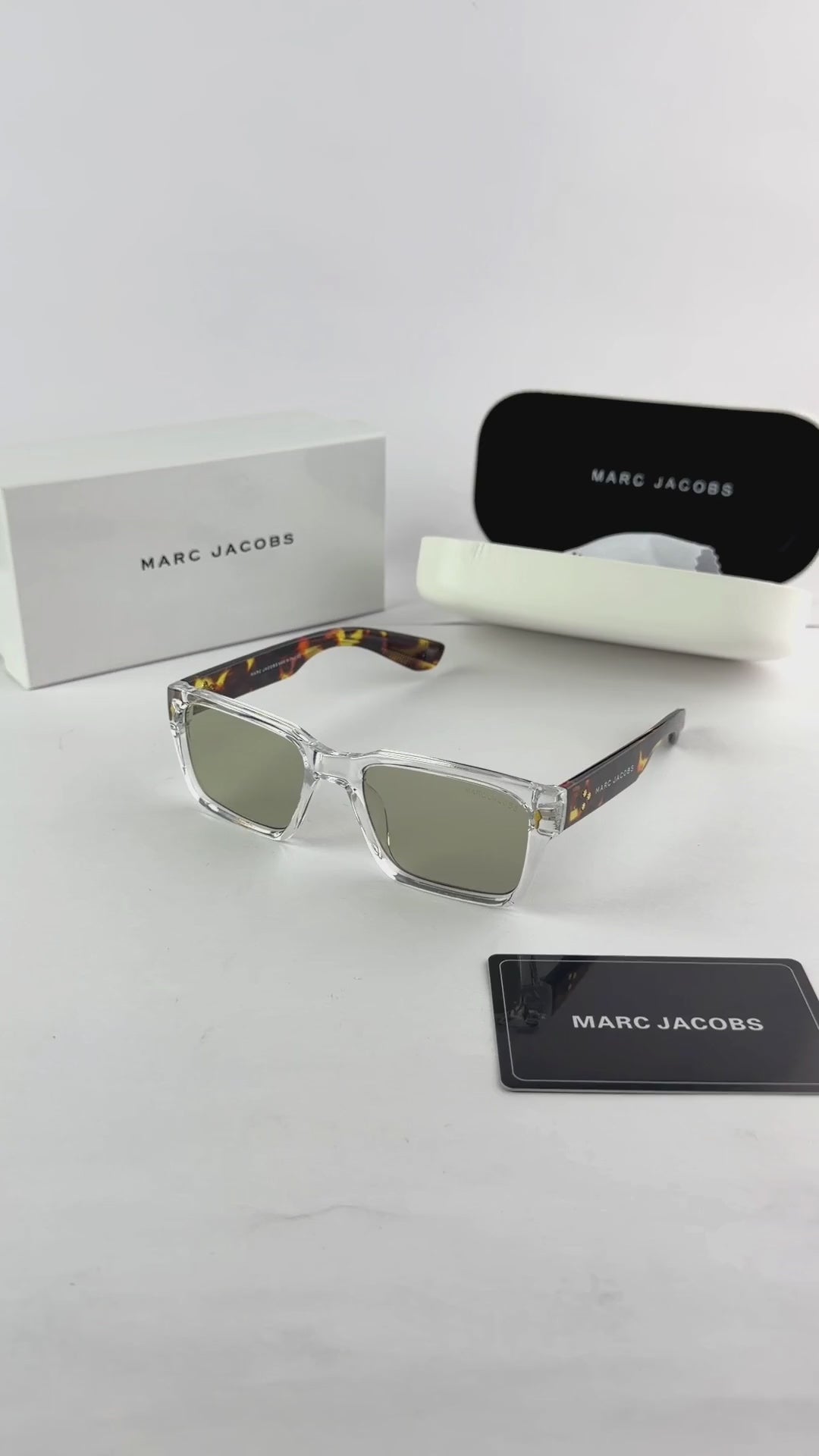 *MARC JACOBS TIGER GREEN 11-7*