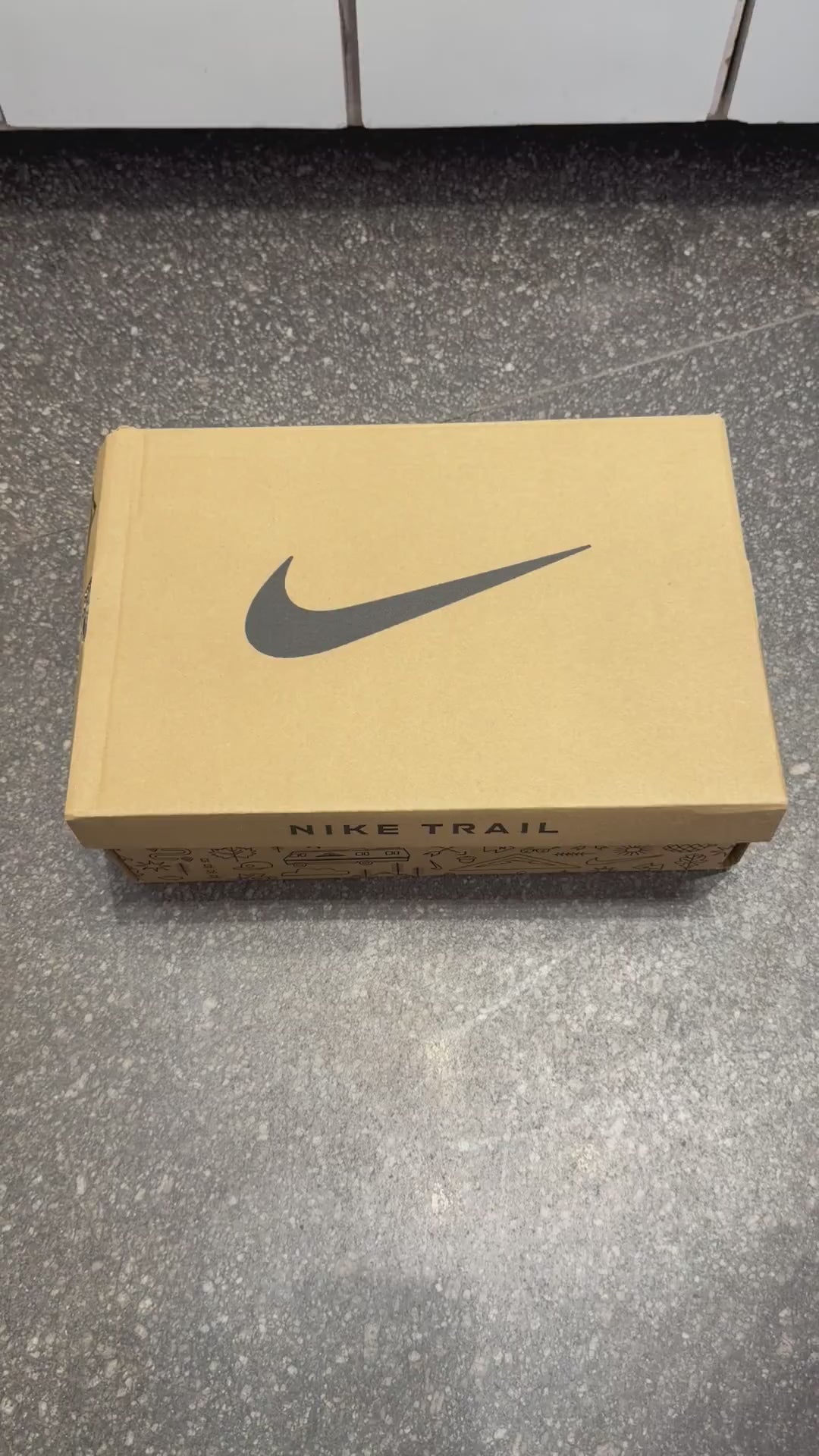 NIKE PEGASUS TRAIL 5 MULTI